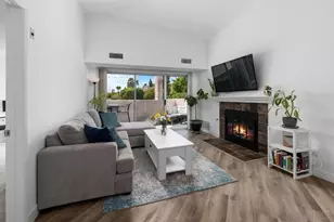 7127 Camino Degrazia, San Diego, CA 92111 - Photo 8
