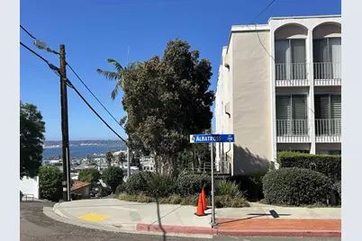  2410 Albatross St #9, San Diego, CA 92101 - Photo 4