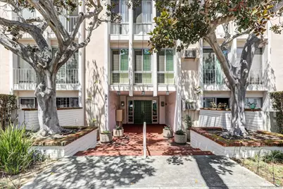  2410 Albatross St #9, San Diego, CA 92101 - Photo 2