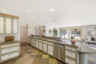 18163 Mirasol Dr, San Diego, CA 92128 - Photo 10