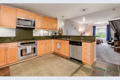  1150 J Street #424, San Diego, CA 92101 - Photo 2