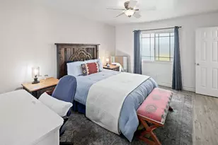 649 I Ave, Coronado, CA 92118 - Photo 18