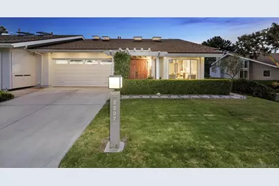  2207 Caminito Cabala, La Jolla, CA 92037 - Photo 32