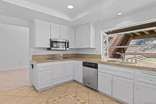 9193 Vista Entrada, Lakeside, CA 92040 - Photo 16