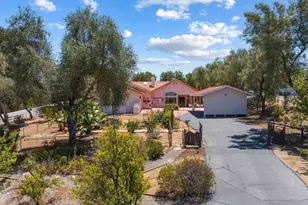 579 Alpine Trail Rd, Alpine, CA 91901 - Photo 2