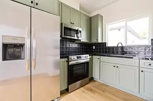 1953 Emerald St, San Diego, CA 92109 - Photo 48