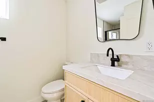 1953 Emerald St, San Diego, CA 92109 - Photo 44