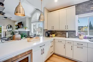 254 C Ave, Coronado, CA 92118 - Photo 4