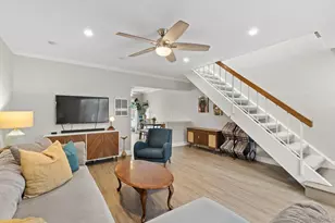 981 N Vulcan Ave, Encinitas, CA 92024 - Photo 1