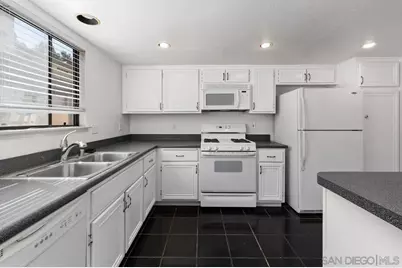  9983 Paseo Montril, San Diego, CA 92129 - Photo 14