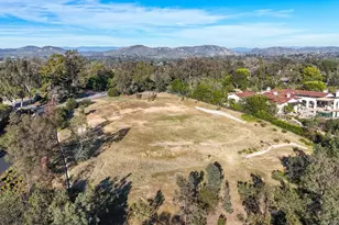 5281 La Glorieta, Rancho Santa Fe, CA 92067 - Photo 10