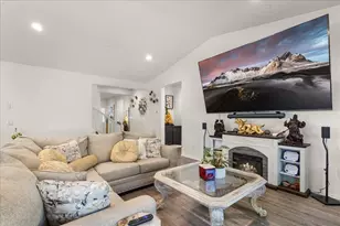 30667 Expedition Dr, Winchester, CA 92596 - Photo 12