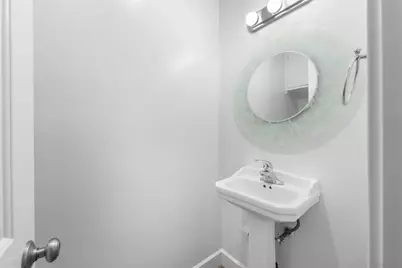  1740 Roosevelt #APT B, San Diego, CA 92109 - Photo 10