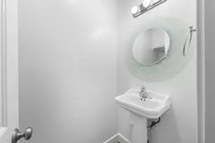 1740 Roosevelt, San Diego, CA 92109 - Photo 10