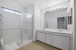 1600 E Vista Way, Vista, CA 92084 - Photo 8
