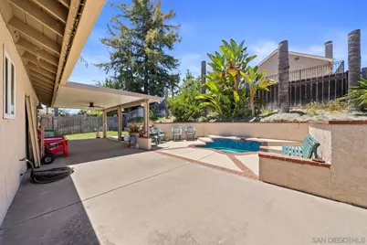  916 Carriage, San Marcos, CA 92069 - Photo 32