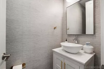  2055 5th Ave, San Diego, CA 92101 - Photo 10