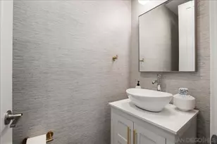 2055 Fifth Ave, San Diego, CA 92101 - Photo 10