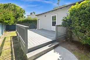 665 Pacific View Dr, San Diego, CA 92109 - Photo 20
