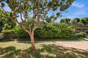 665 Pacific View Dr, San Diego, CA 92109 - Photo 24