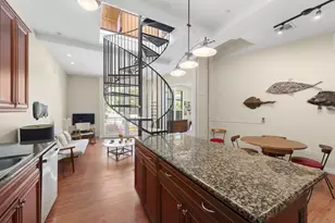 1021 Scott, San Diego, CA 92106 - Photo 2