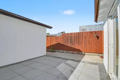  559 Glencrest Dr, San Diego, CA 92139 - Photo 30