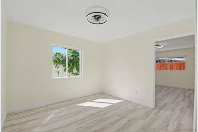  559 Glencrest Dr, San Diego, CA 92139 - Photo 20