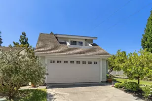 1605 Blossom Field Way, Encinitas, CA 92024 - Photo 2