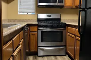 1953 Wellington Ln, Vista, CA 92081 - Photo 8