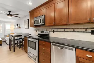 1994 Diamond, San Diego, CA 92109 - Photo 8