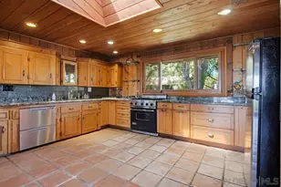 28605 Rolling Rock Rd, Escondido, CA 92026 - Photo 10