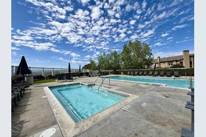  992 S Country Glen Way, Anaheim, CA 92808 - Photo 40