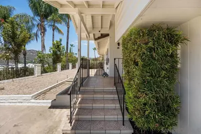  3548 Laurashawn Ln, Escondido, CA 92026 - Photo 2