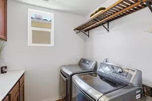 1570 Caminito Sicilia, Chula Vista, CA 91915 - Photo 32