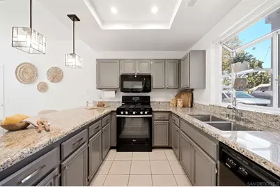  1382 Palomar, Vista, CA 92084 - Photo 4
