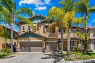 33544 Bellflower Pl, Murrieta, CA 92563 - Photo 2
