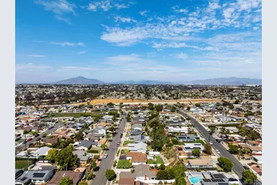  364 E Moss, Chula Vista, CA 91911 - Photo 48