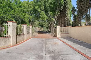 11330 Alejo, San Diego, CA 92124 - Photo 58