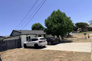 1171 Woodrail Dr, Vista, CA 92083 - Photo 14