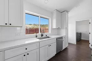 12657 Via La Mirada, Valley Center, CA 92082 - Photo 8