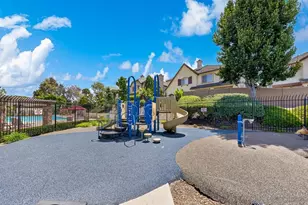 1860 Rouge Dr, Chula Vista, CA 91913 - Photo 40