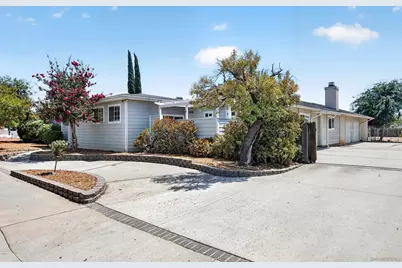  211 Orleans, Escondido, CA 92027 - Photo 4