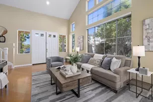 5381 Renaissance Ave, San Diego, CA 92122 - Photo 4