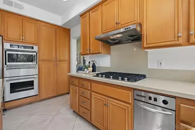  5381 Renaissance Ave, San Diego, CA 92122 - Photo 14