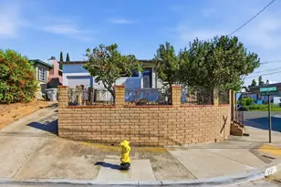 6121 Cumberland St, San Diego, CA 92139 - Photo 2