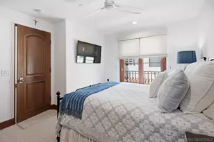 935 F Ave, Coronado, CA 92118 - Photo 48