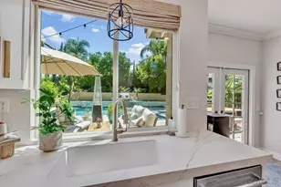 23997 Pepperleaf St, Murrieta, CA 92562 - Photo 4