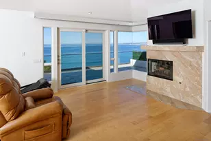 7825 Prospect Pl, La Jolla, CA 92037 - Photo 18