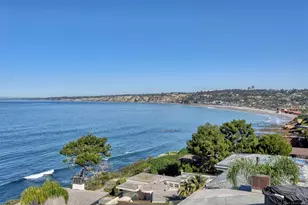 7825 Prospect Pl, La Jolla, CA 92037 - Photo 32