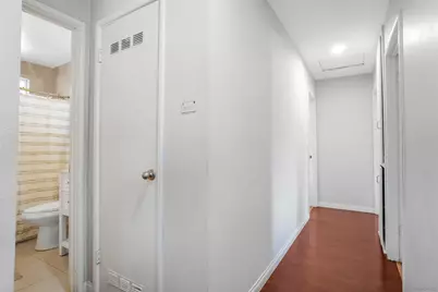  152 E Oxford Street, Chula Vista, CA 91911 - Photo 8